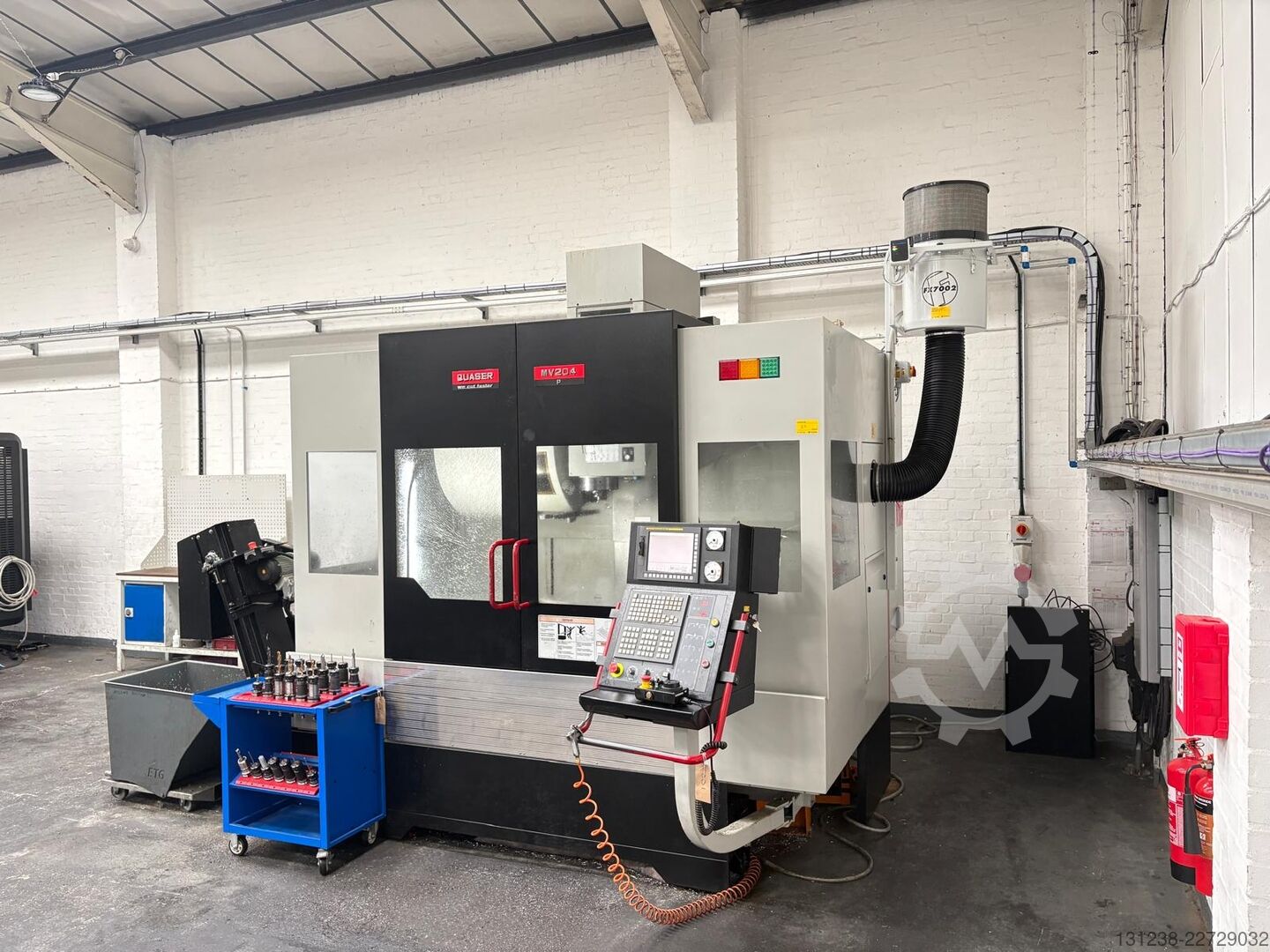 Quaser V204 CNC Vertical Machining Centre