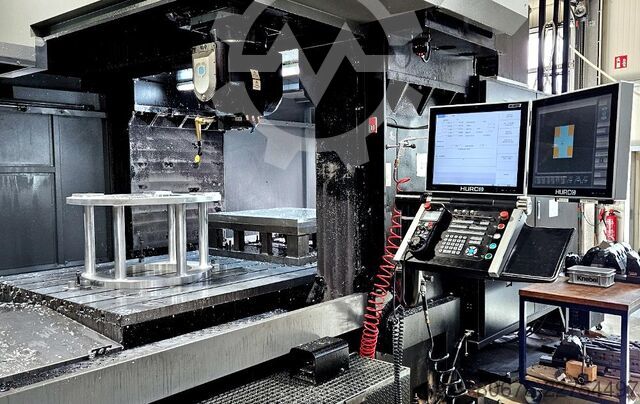 Hurco DCX 32-5Si