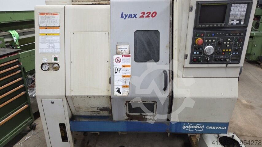 DOOSAN Lynx 220 B