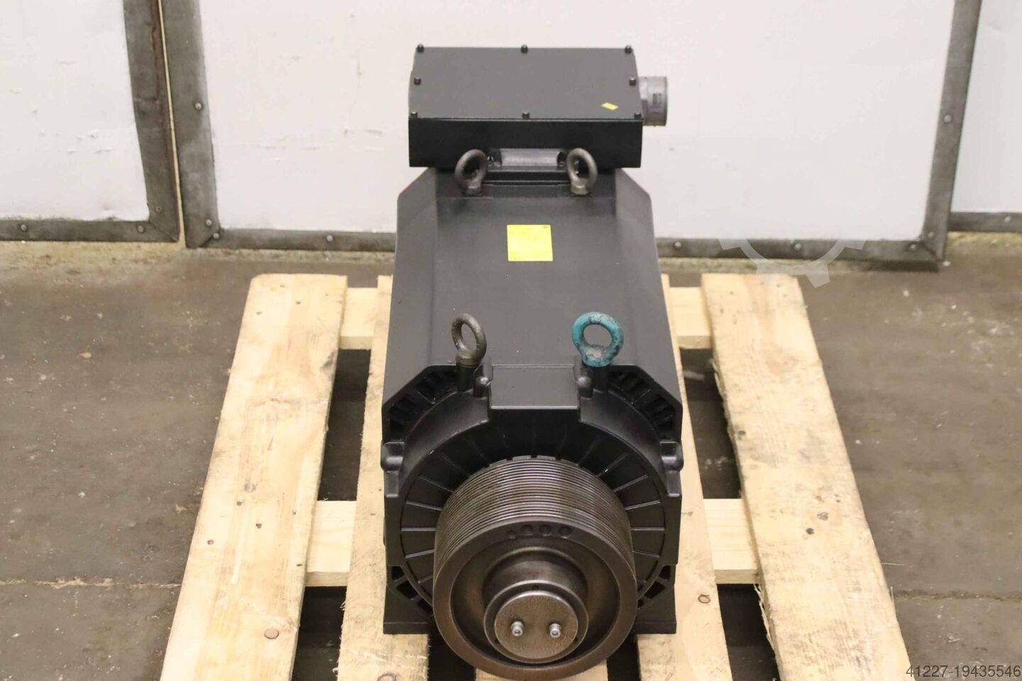 шпиндельний двигун Fanuc A06B-1513-B200 Пропозиція на Machineseeker