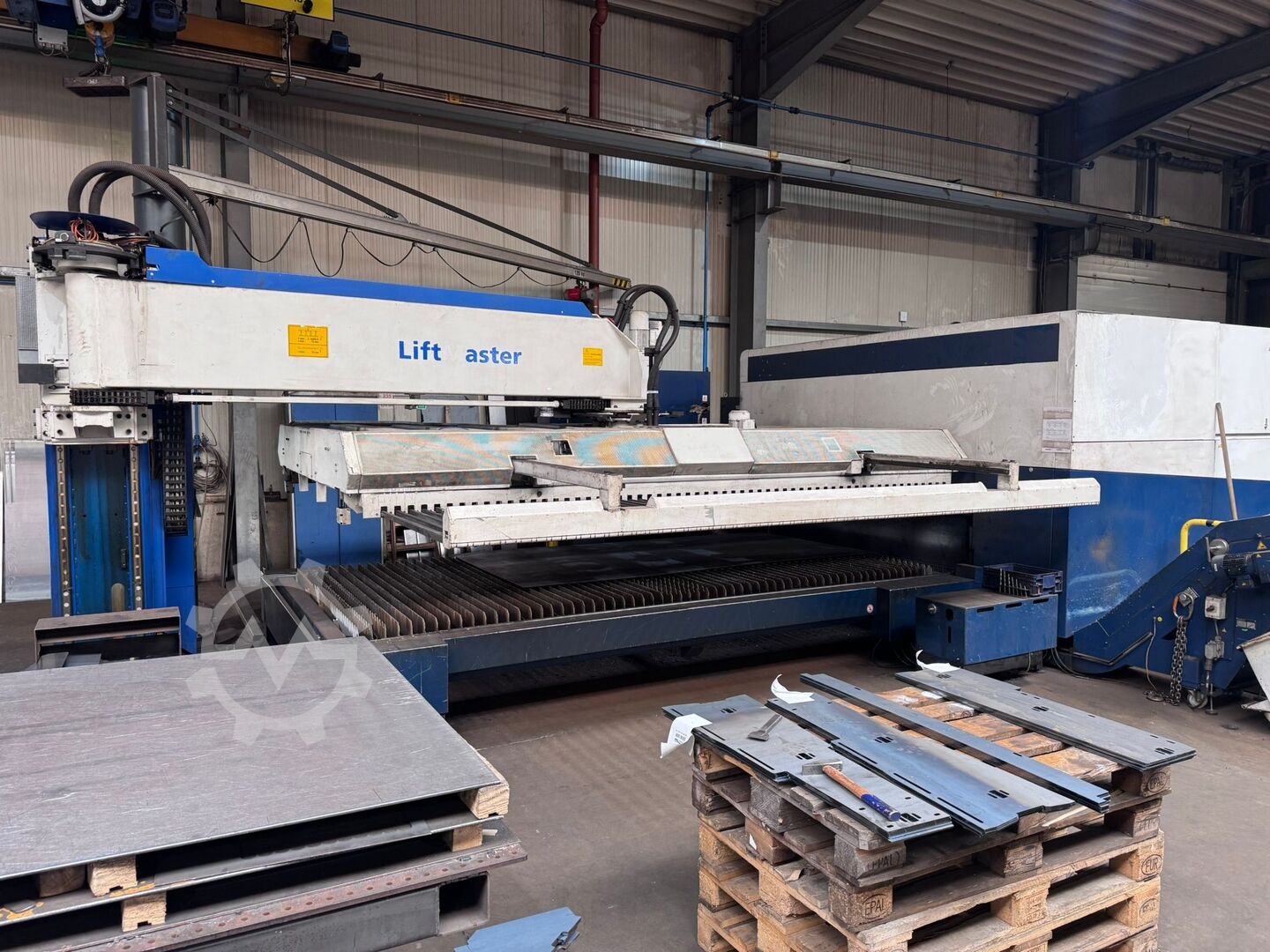 TRUMPF TruLaser 5040 Fiber