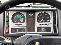 MAN 14.224 + EURO 2 + platfrom 11.5meter + EFFER 95...