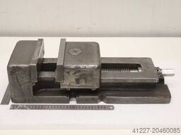 unbekannt Spannweite 240 mm