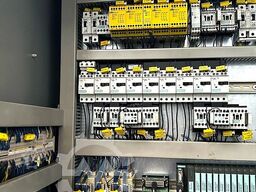 DECKEL MAHO DMC 64 V LINEAR