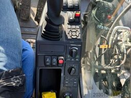 VOLVO EWR150E Mobilbagger mit ROTATOR ENCONG EC319