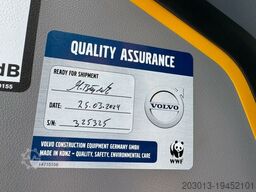 VOLVO EWR150E Mobilbagger mit ROTATOR ENCONG EC319