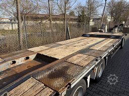 Schwarzmueller T3  3 Achs Tiefladeranhänger
