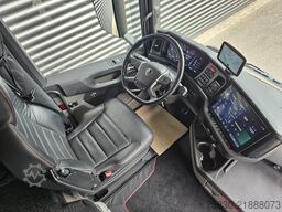 Scania S590 V8 4x2 / RETARDER / FULL AIR / 54DKM