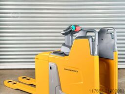 Jungheinrich ERE 225 - Service Neu - Batterie 80% - 2,5t