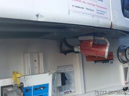 SCHMITZ CARGOBULL SKO24/L-13.4 FP 65-THERMO KING-Doppelstock-Lift