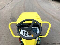 AMMANN Tandem-Vibrationswalze AV16-2