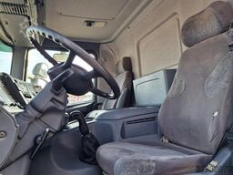 Scania P114-340 8x2*6 - Livestock 1 deck / Cattle - 3x...
