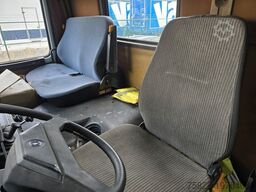 SCANIA mit  Schiebeplateau Fiault + 2x Seilwinde