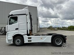 Mercedes-Benz Actros L 1945