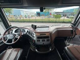 DAF XF 530 8X2+HIAB 1055E-8+JIB 150X-6 KRAAN/KRAN/C...