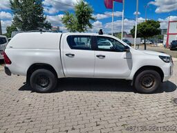 TOYOTA Hilux Double Cab Duty 4x4