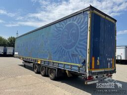 Schmitz Cargobull Curtainsider Mega