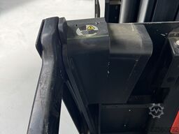LINDE V 10 /  * DEMO !! DOUBLE steering !!