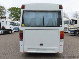 Mercedes-Benz 815 D  31 places!  Manual injection