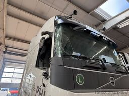 Volvo FH 500 Globetrotter XL Hydraulik Unfall