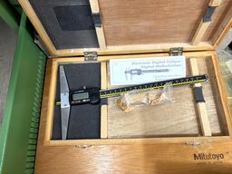 GÖDDE Workbench with Contents