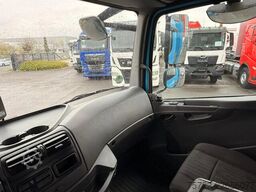 Mercedes-Benz Atego 1223 4x2 Pritsche mit Heckladekran ATLAS