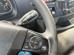 Mercedes-Benz Atego 1223 4x2 Pritsche mit Heckladekran ATLAS