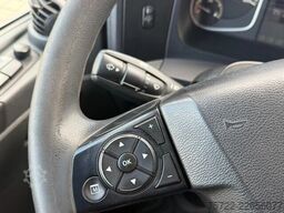 Mercedes-Benz Atego 1223 4x2 Pritsche mit Heckladekran ATLAS