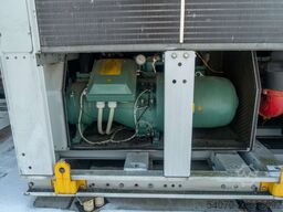Used Industrial Chiller CLIMAVENETA - 642 kW | With warranty