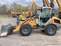 LIEBHERR L506 Compact