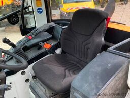 LIEBHERR L506 Compact