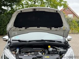 PEUGEOT 208 1.6 Active BlueHDi 100 STOP & START