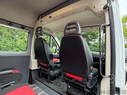 FIAT Ducato 2.3 Multijet Maxi 5 Sitze Rollstullift