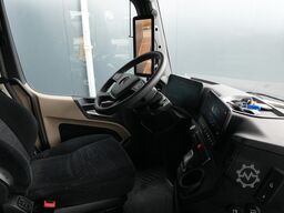 Mercedes-Benz Actros 1945 GigaSpace tractor unit