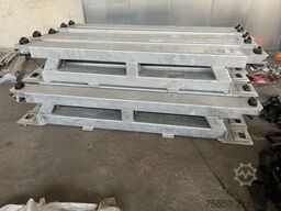 Müller Mitteltal Ausgleichsbock für Satteltieflader incl. Conatinerverschlüssen