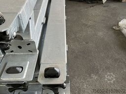 Müller Mitteltal Ausgleichsbock für Satteltieflader incl. Conatinerverschlüssen