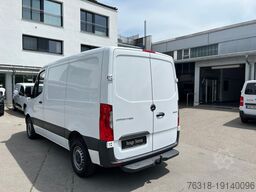 Mercedes-Benz Sprinter 211 KASTEN 6-Gang Holzboden DAB AHK