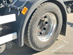 VOLVO FH420 4x2 BDF ADR FL/AT Euro5EEV AHK Klima