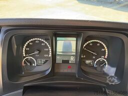 MERCEDES-BENZ ANTOS 2533 L Getränkekoffer 8,20 m LBW 2 T*LENK