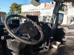 RENAULT 26.440 C 6X2 EURO 6 + GRUA HMF