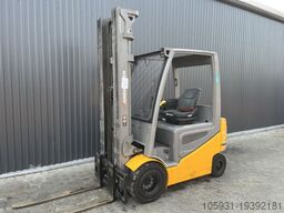 Jungheinrich EFG425k