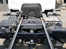 RENAULT D 12.240 Wechselaufbau Motorschaden Euro 6