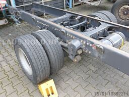 RENAULT D 12.240 Wechselaufbau Motorschaden Euro 6