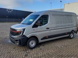 Renault Master 150.35 L3H2 GESLOTEN - METALLIC GRIJS - ...