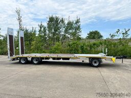 Möslein T 3-9,20 F 3 Achs Tieflader mit gerader Ladefläche 9 m, Neufahrzeug