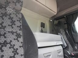 Scania R 450 tractor unit with Retarder