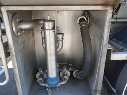 Van Hool 3 axle food tank trailer 33.300ltr