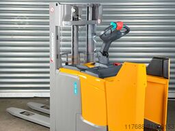 Jungheinrich ERC 212 - Service Neu - Batterie 80% - 2,5m Hub