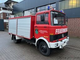 Mercedes-Benz LP 813 4x2 TLF8/18