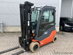 Toyota 8 FBM 20 T / nur 180 h!